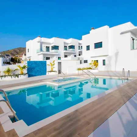 בית נופש Skyhill By Interhome *