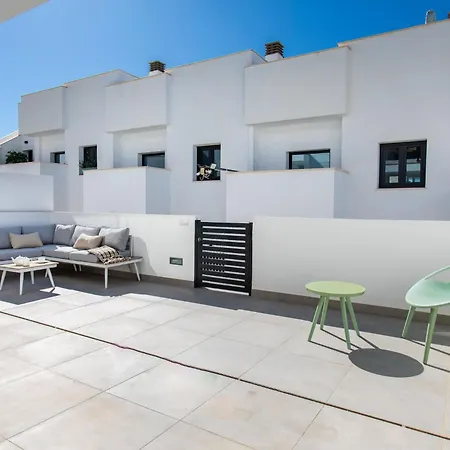 Skyhill By Interhome נרחה